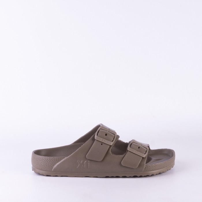 SANDALIA HOMBRE XTI TAUPE...