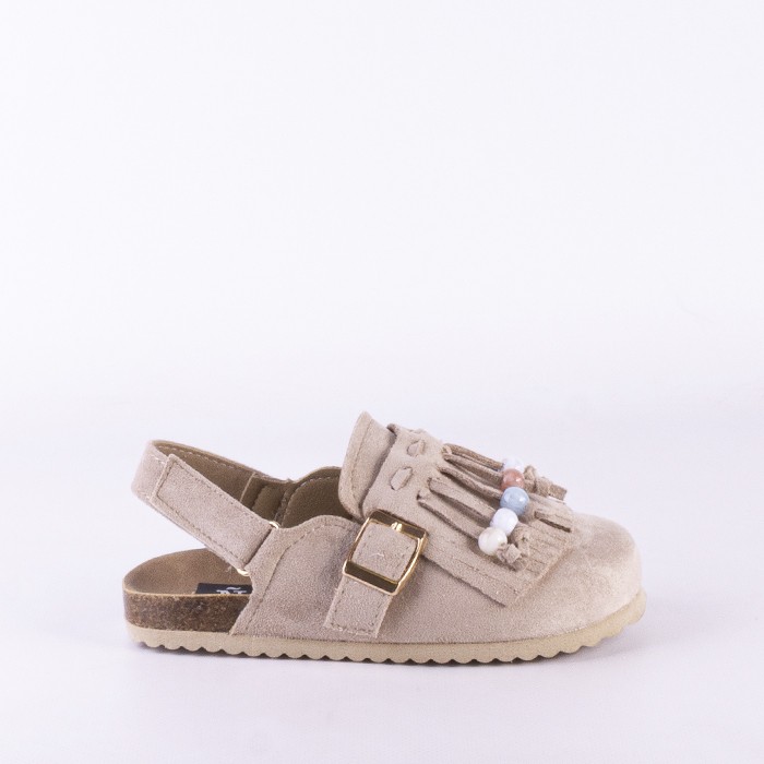 ZUECO NIÑA BEIGE 27408